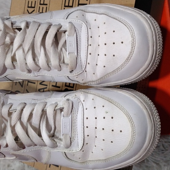 White Air Forces - Picture 3 of 6